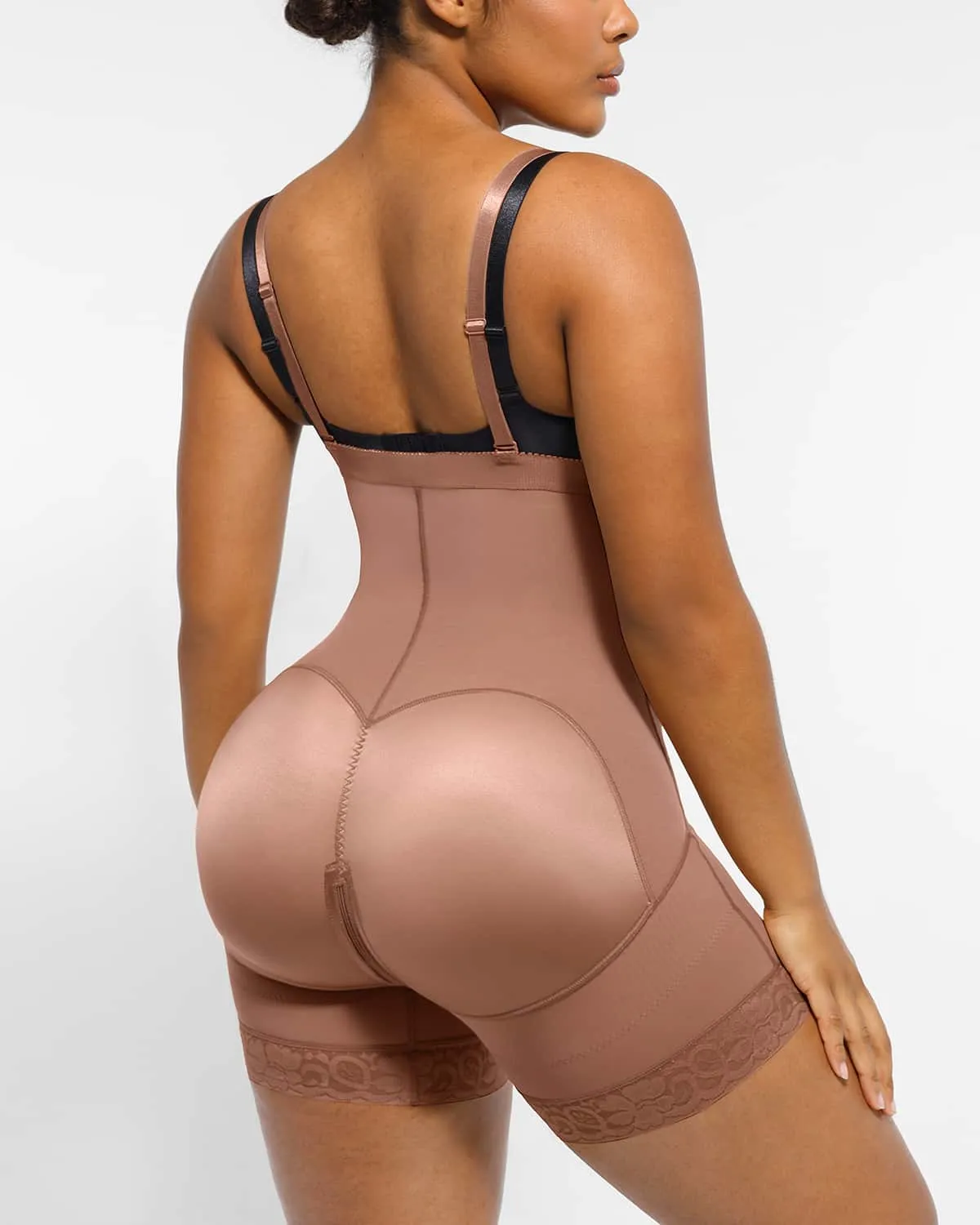 Bare Essentials™ AirSlim® Firm Tummy Compression Mid Thigh Short - Image 18