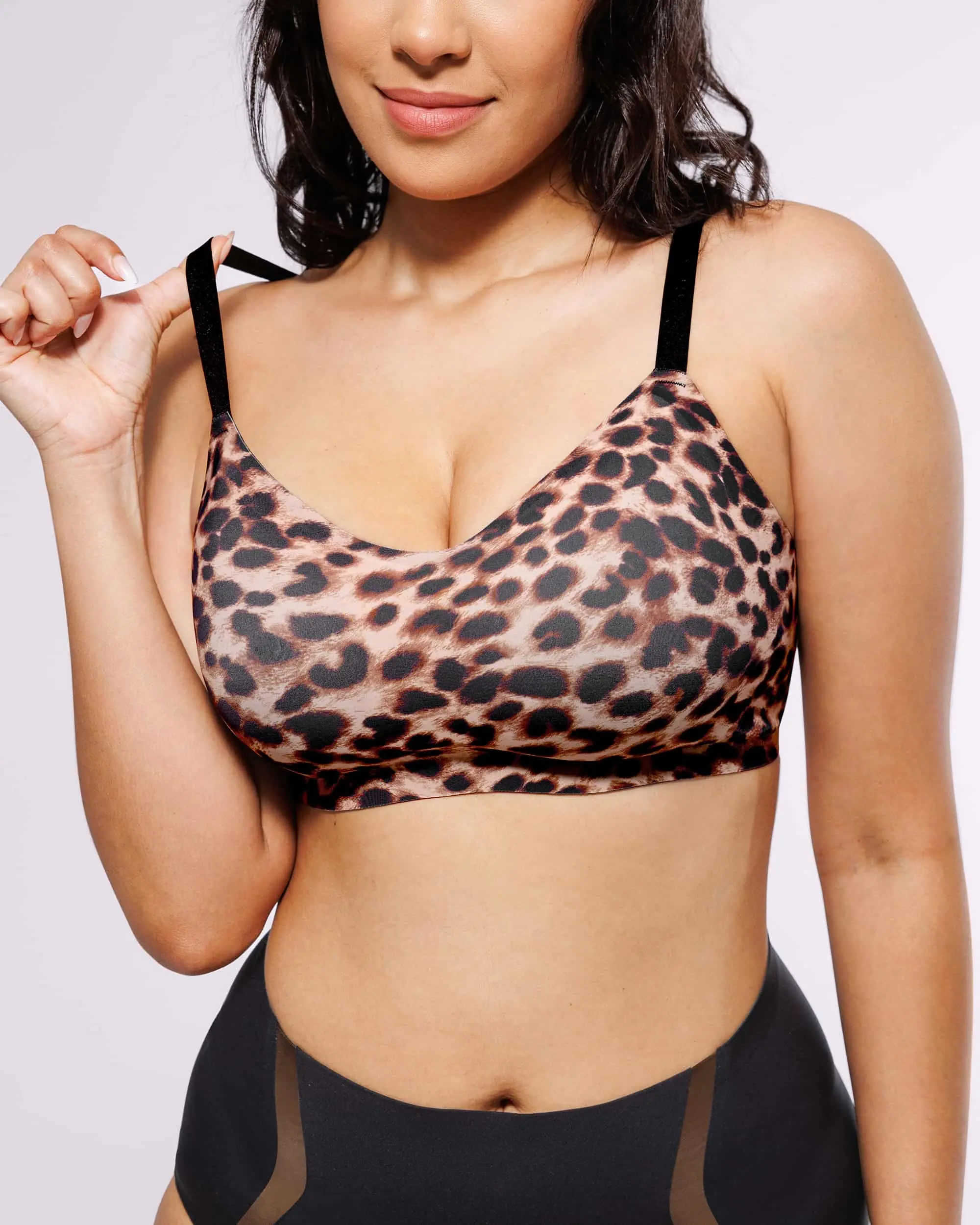 Bare Essentials™ Cream Touch™ Smoothing Wireless Bra - Image 24