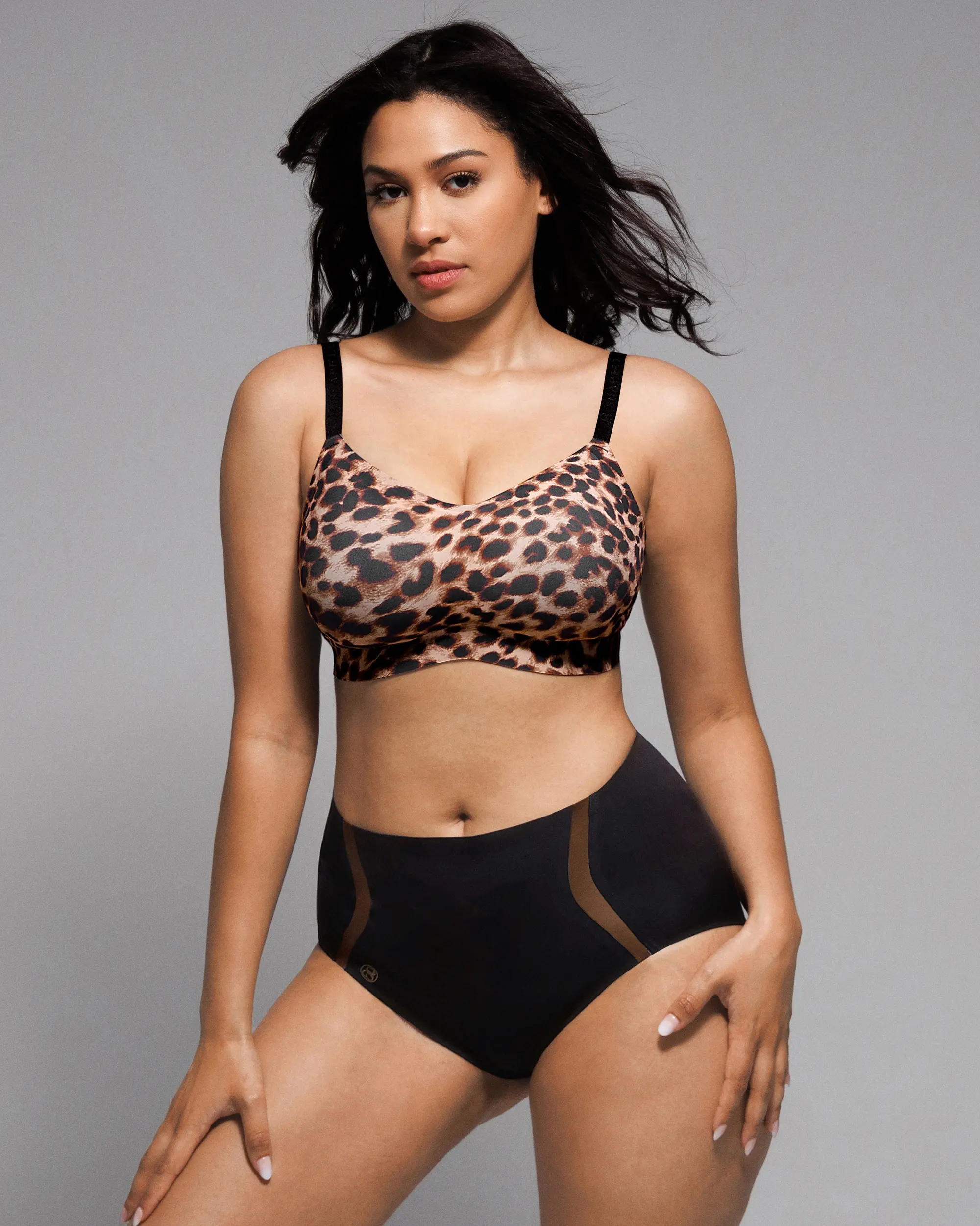 Bare Essentials™ Cream Touch™ Smoothing Wireless Bra - Image 28
