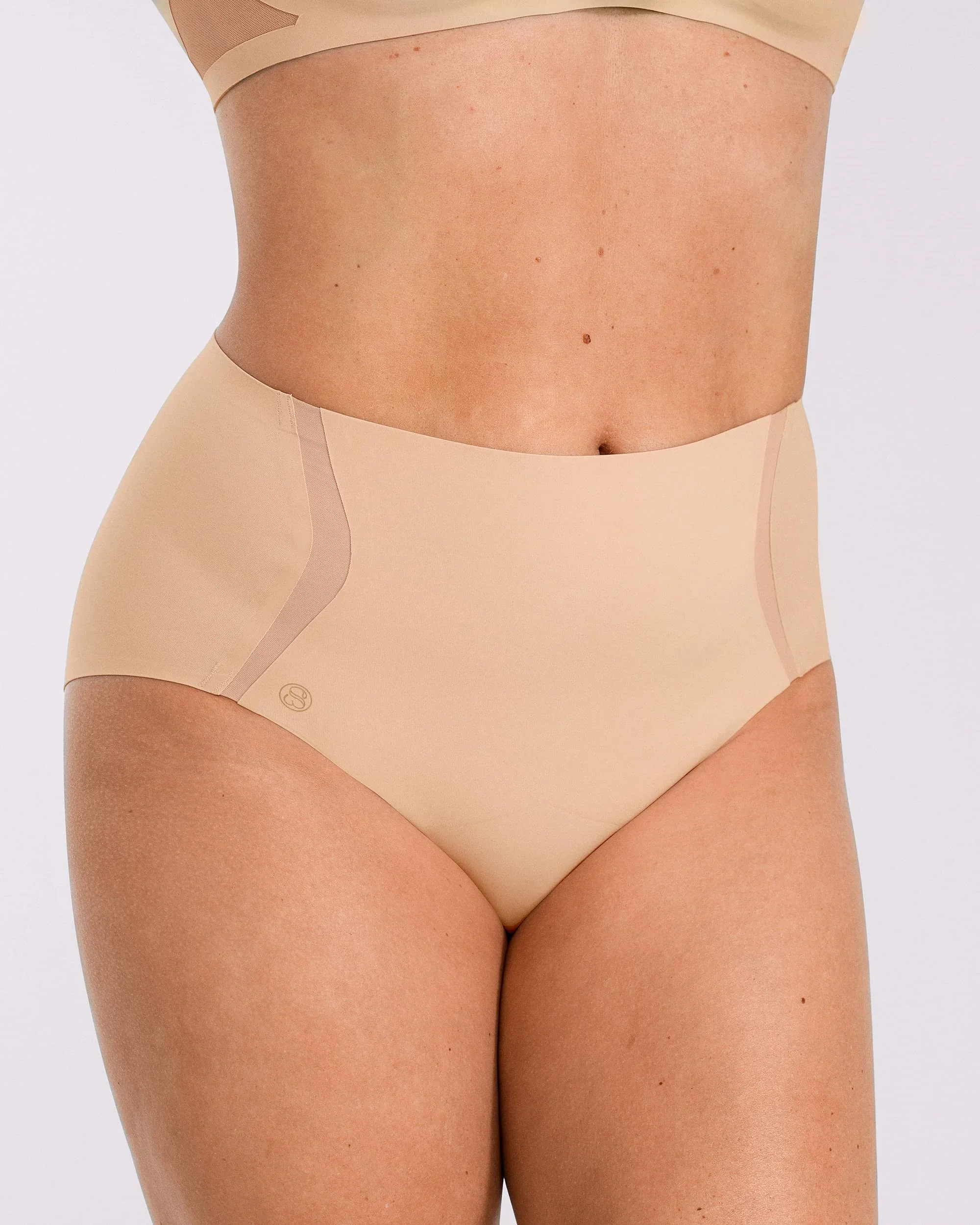Curve Code™ Contour Comfy Smoothing Brief 3-Pack - Image 16