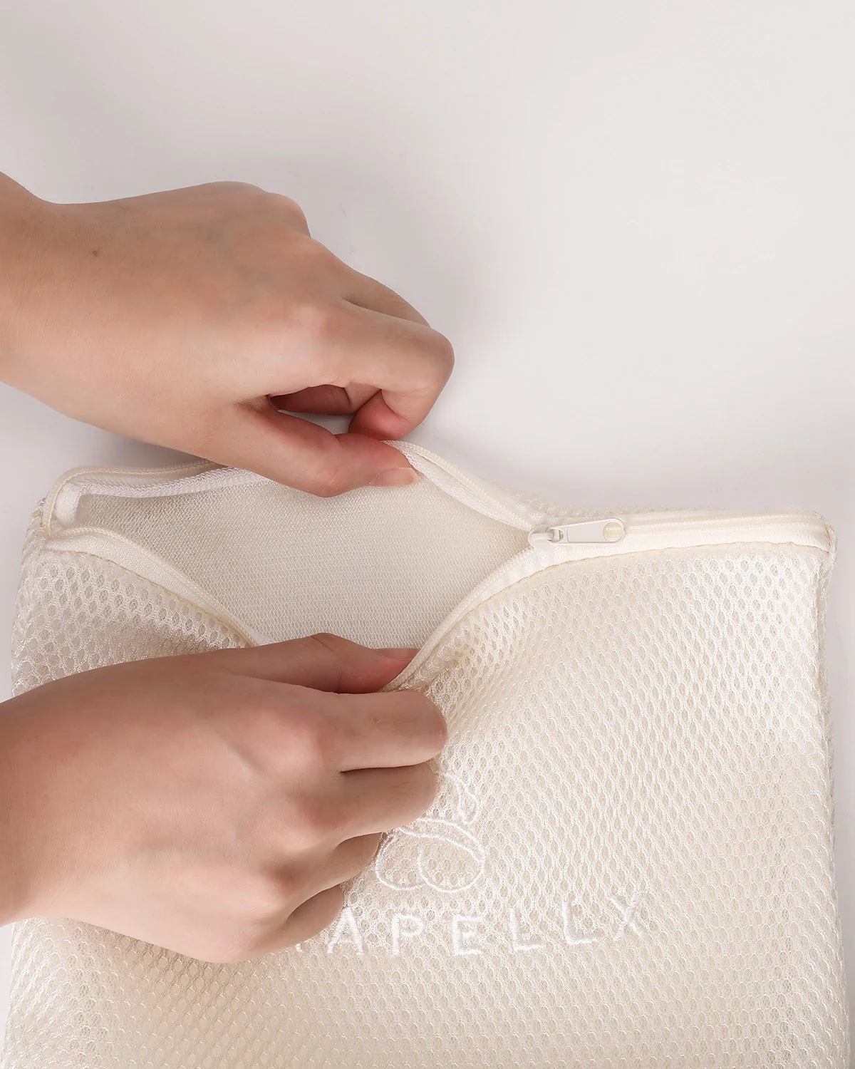 Washable Mesh Laundry Bag - Image 4